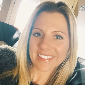 Meet your Posher, Angie